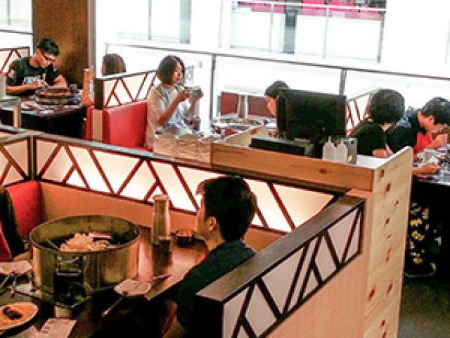 Yoogane Singapore (Bugis) 유가네 닭갈비 (부기스)